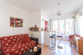 NICE Center - Bright studio balcony wifi & aircon
